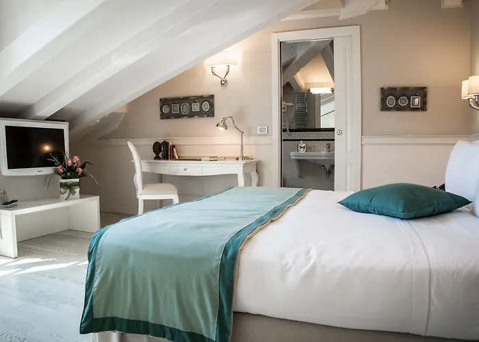 Victoria LetterarioAlbergo